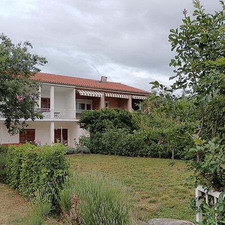 Apartments Lana Starigrad Exterior photo